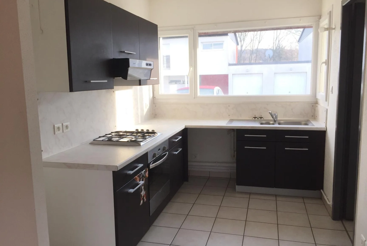 Appartement 3 chambres avec terrasse et jardin à Epinal - 72 m² 