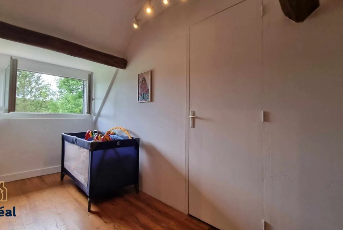 Maison en pierres de 84 m² à Harquency – 3 chambres, terrasse et vue dégagée 