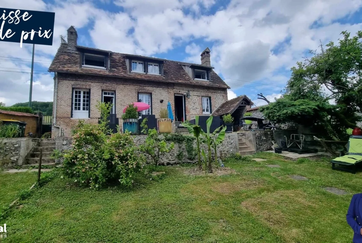 Maison en pierres de 84 m² à Harquency – 3 chambres, terrasse et vue dégagée 