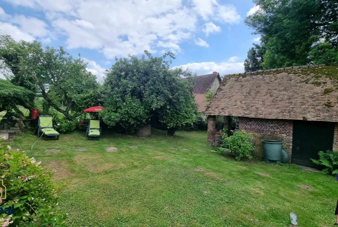 Maison en pierres de 84 m² à Harquency – 3 chambres, terrasse et vue dégagée 
