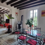 Maison en pierres de 84 m² à Harquency – 3 chambres, terrasse et vue dégagée