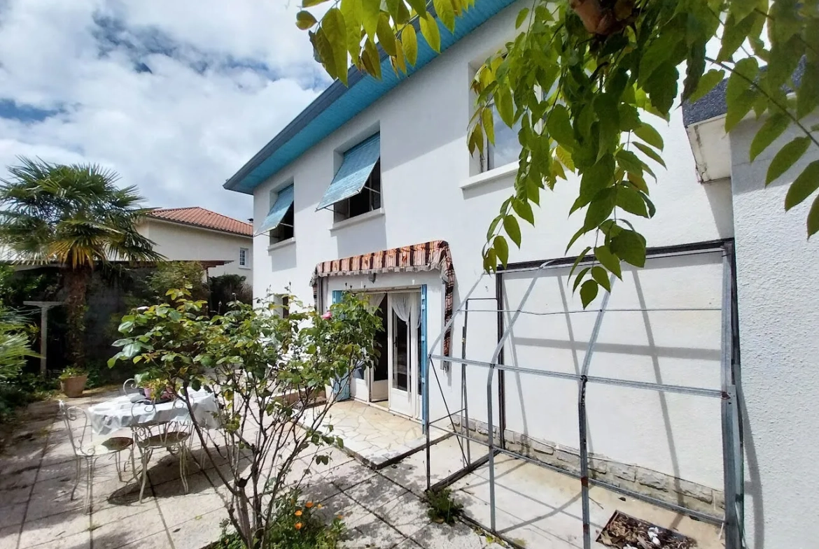 Appartement T3 avec jardin et garage à Bizanos, proche Pau 