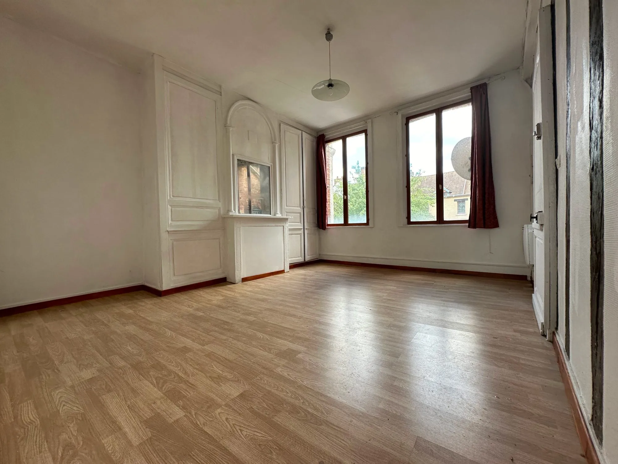 Appartement 2 pièces à Louviers en centre-ville proche commerces 