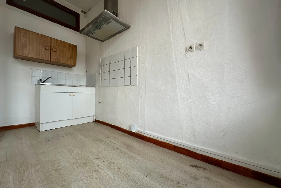 Appartement 2 pièces à Louviers en centre-ville proche commerces 