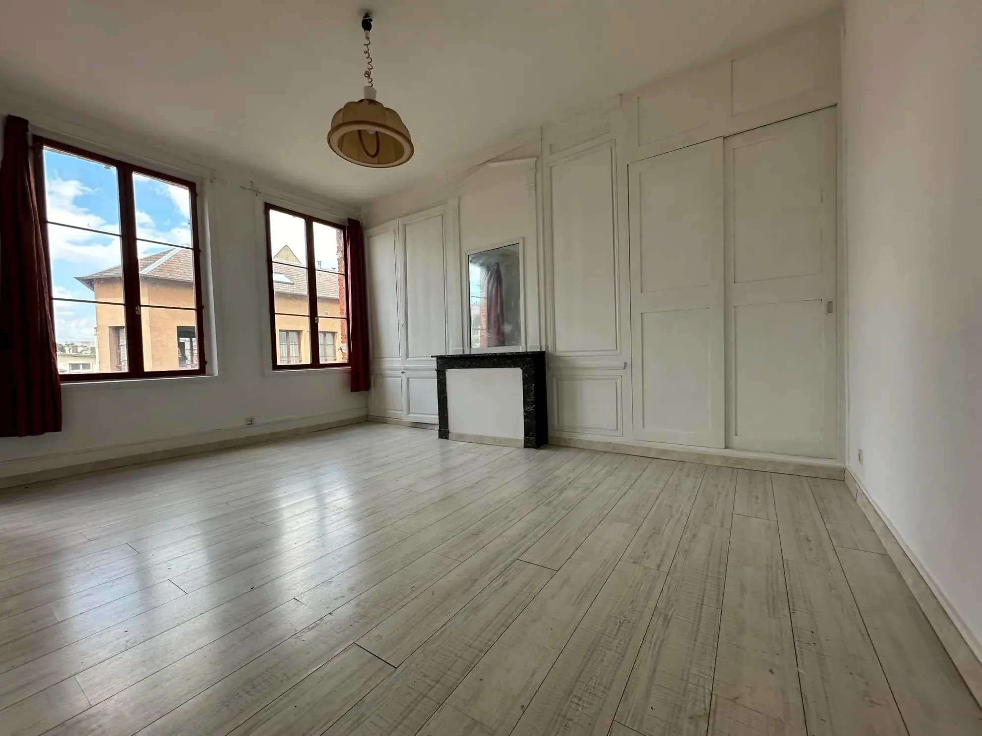 Appartement 2 pièces à Louviers en centre-ville proche commerces 