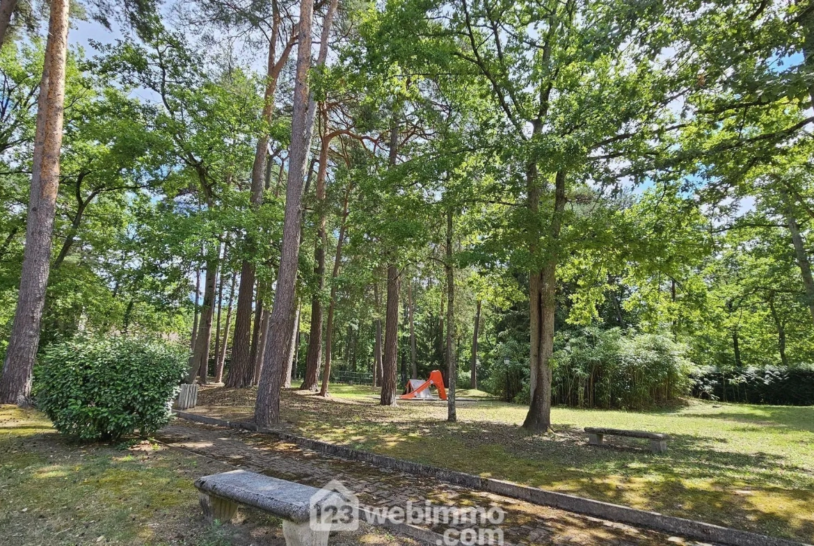 Charmante maison 42 m² avec jardin à Fontainebleau, proximité forêt des 3 Pignons 