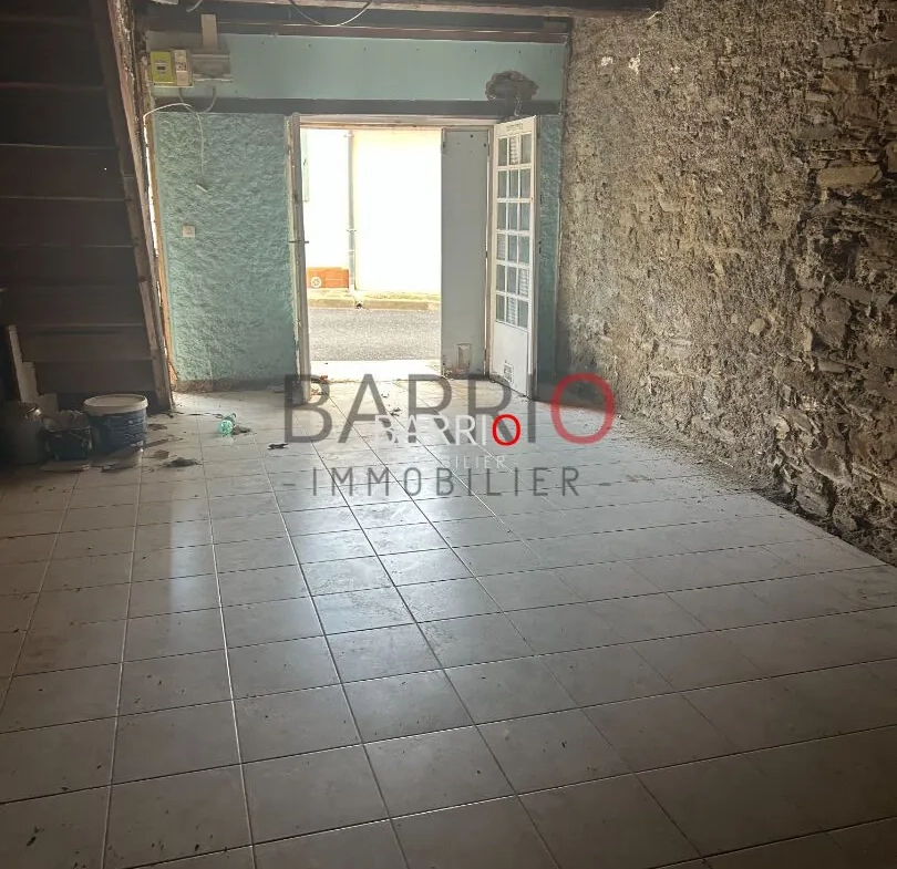 Appartement à fort potentiel à Port-Vendres - Investissez dans la rénovation 