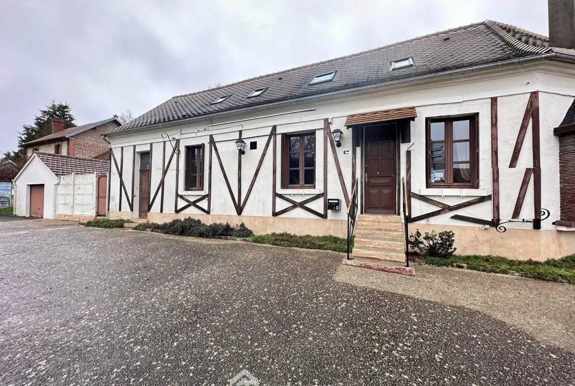 Ancienne propriété commerciale de 205 m² à Bruyères-et-Montbérault avec jardin et garage 
