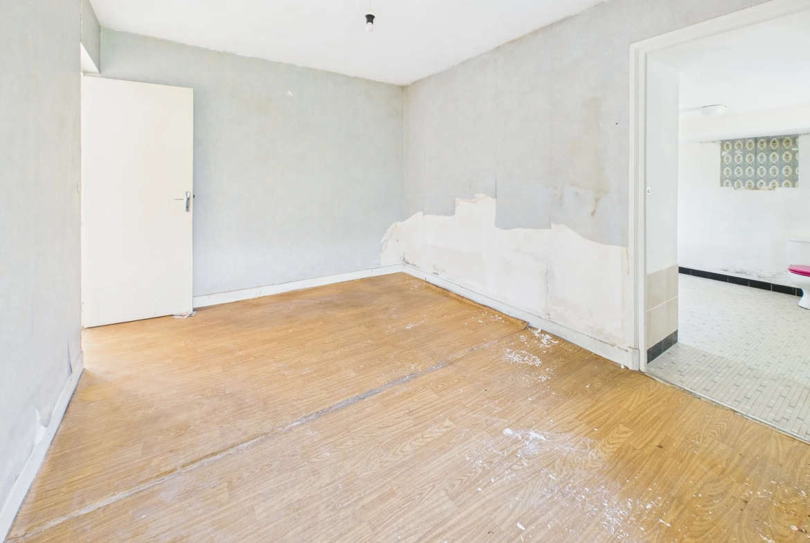 Maison de campagne à vendre à Arbourse, 57,8 m², dépendances et terrain de 1952 m² 