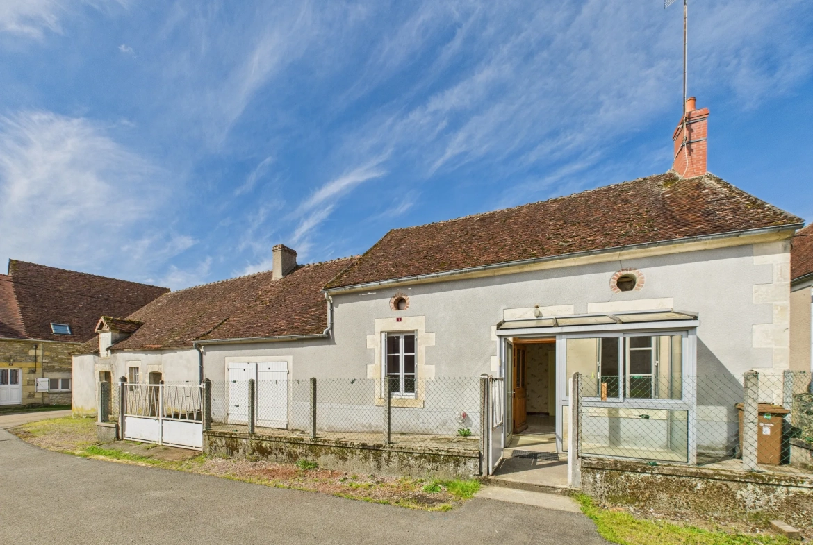 Maison de campagne à vendre à Arbourse, 57,8 m², dépendances et terrain de 1952 m² 