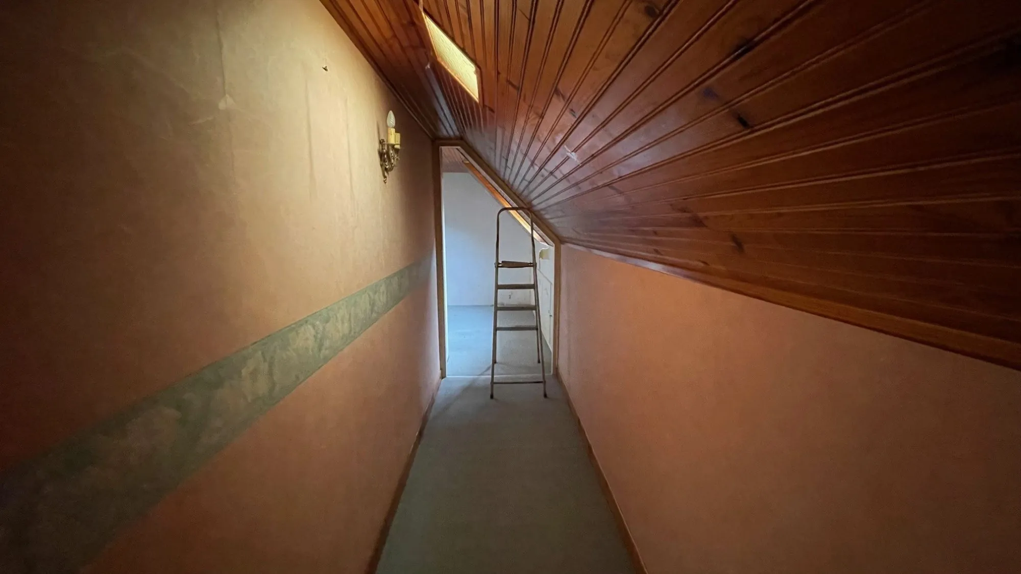 Maison à vendre à Hombleux avec jardin, garage et 2 chambres 