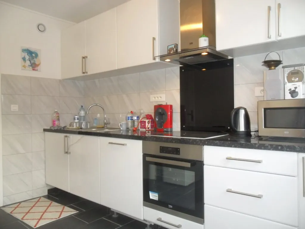 Appartement T5 de 96 m² à Vandoeuvre-lès-Nancy avec balcon et parking 