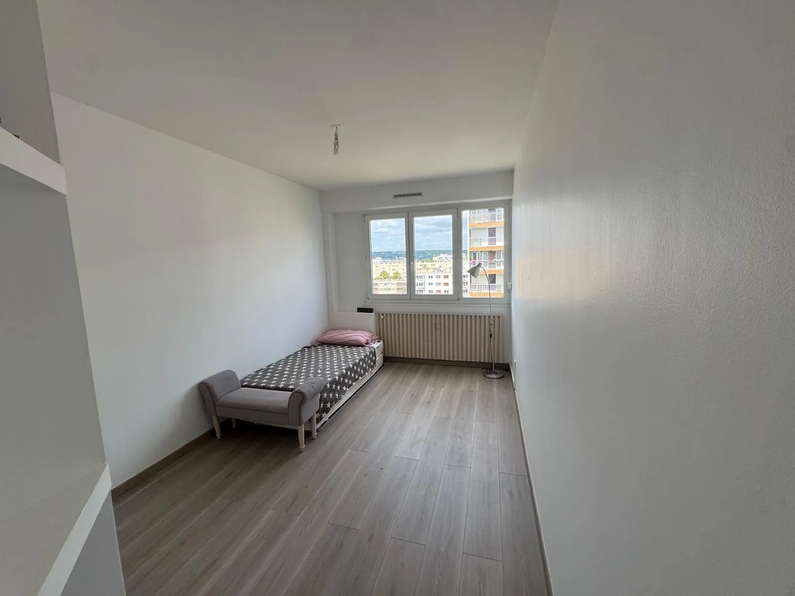 Appartement T5 de 96 m² à Vandoeuvre-lès-Nancy avec balcon et parking 