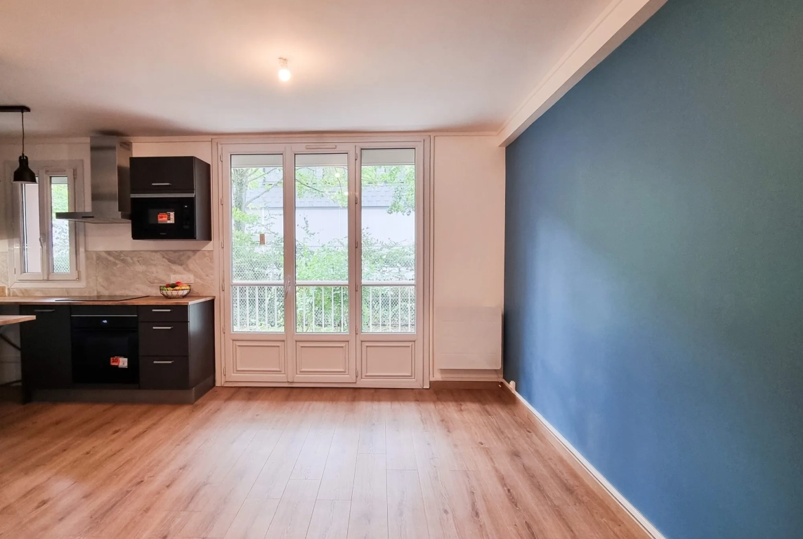 Bel appartement T3 rénové à Dijon Montchapet avec balcon et cave 