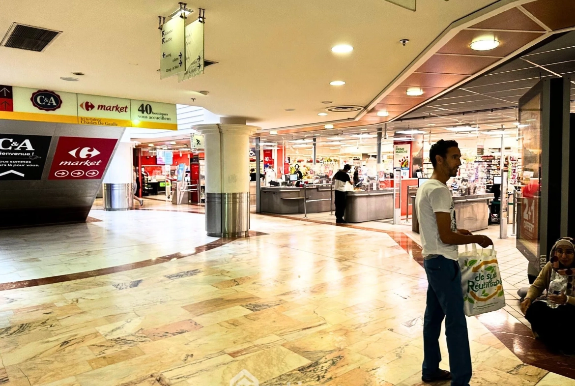 À vendre : Épicerie de 120 m² au cœur de Rennes, excellent potentiel commercial 