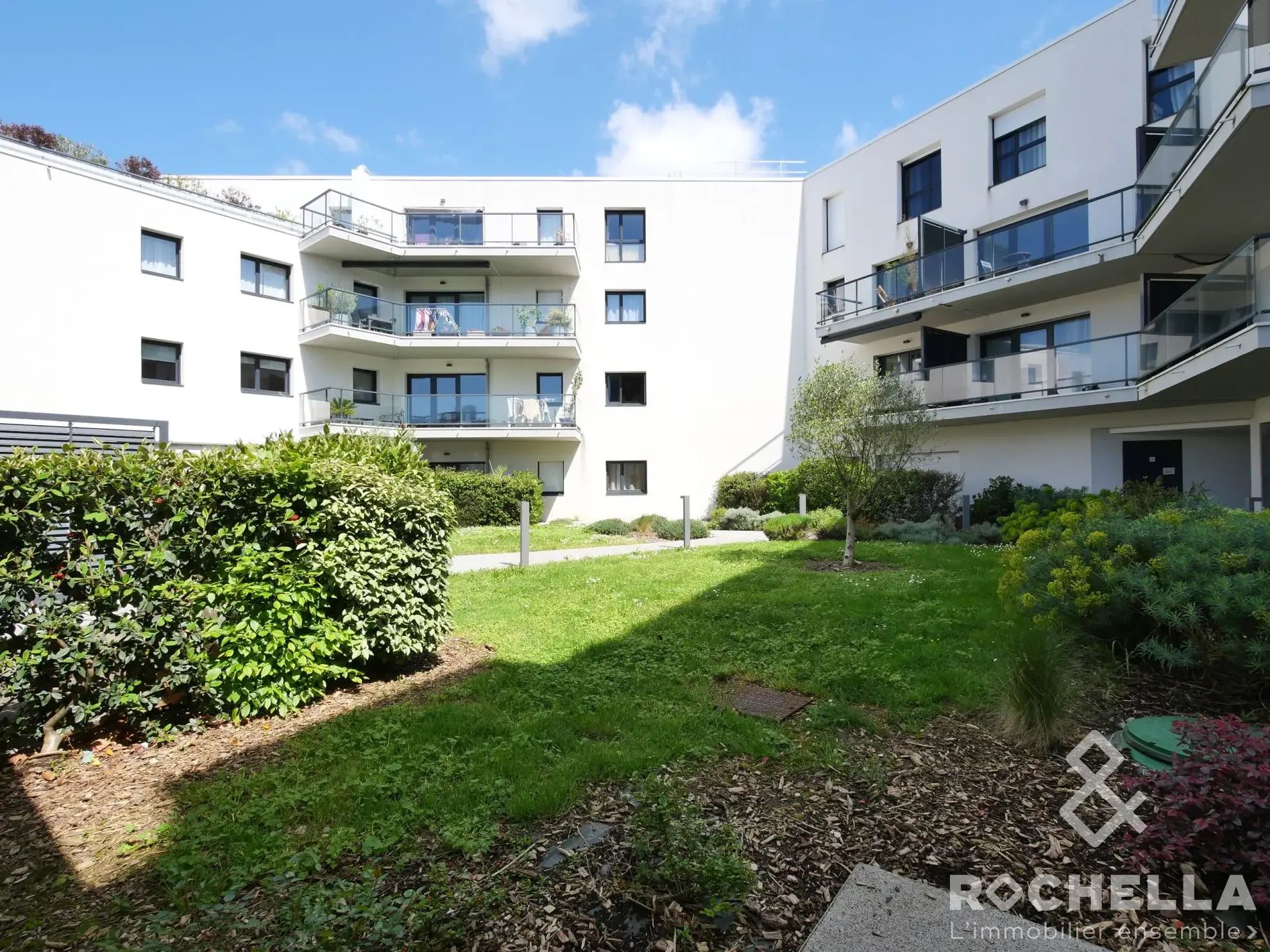 Appartement T2 avec terrasse à La Rochelle, résidence récente et sécurisée 