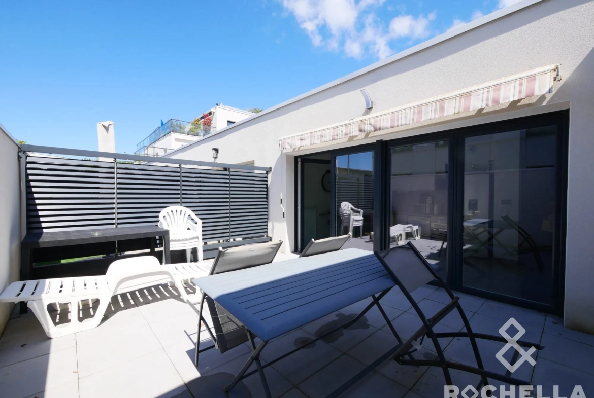 Appartement T2 avec terrasse à La Rochelle, résidence récente et sécurisée 