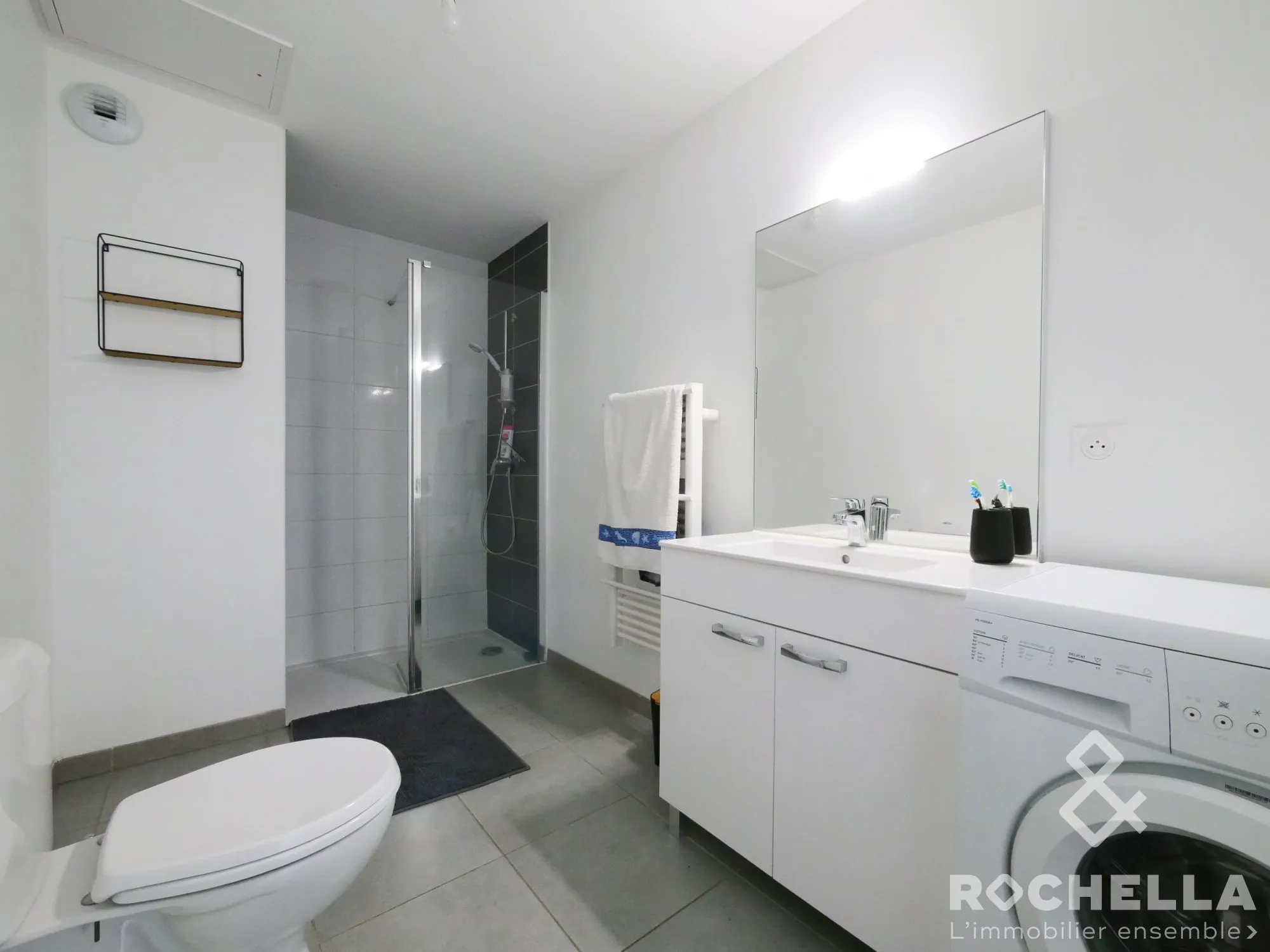 Appartement T2 avec terrasse à La Rochelle, résidence récente et sécurisée 