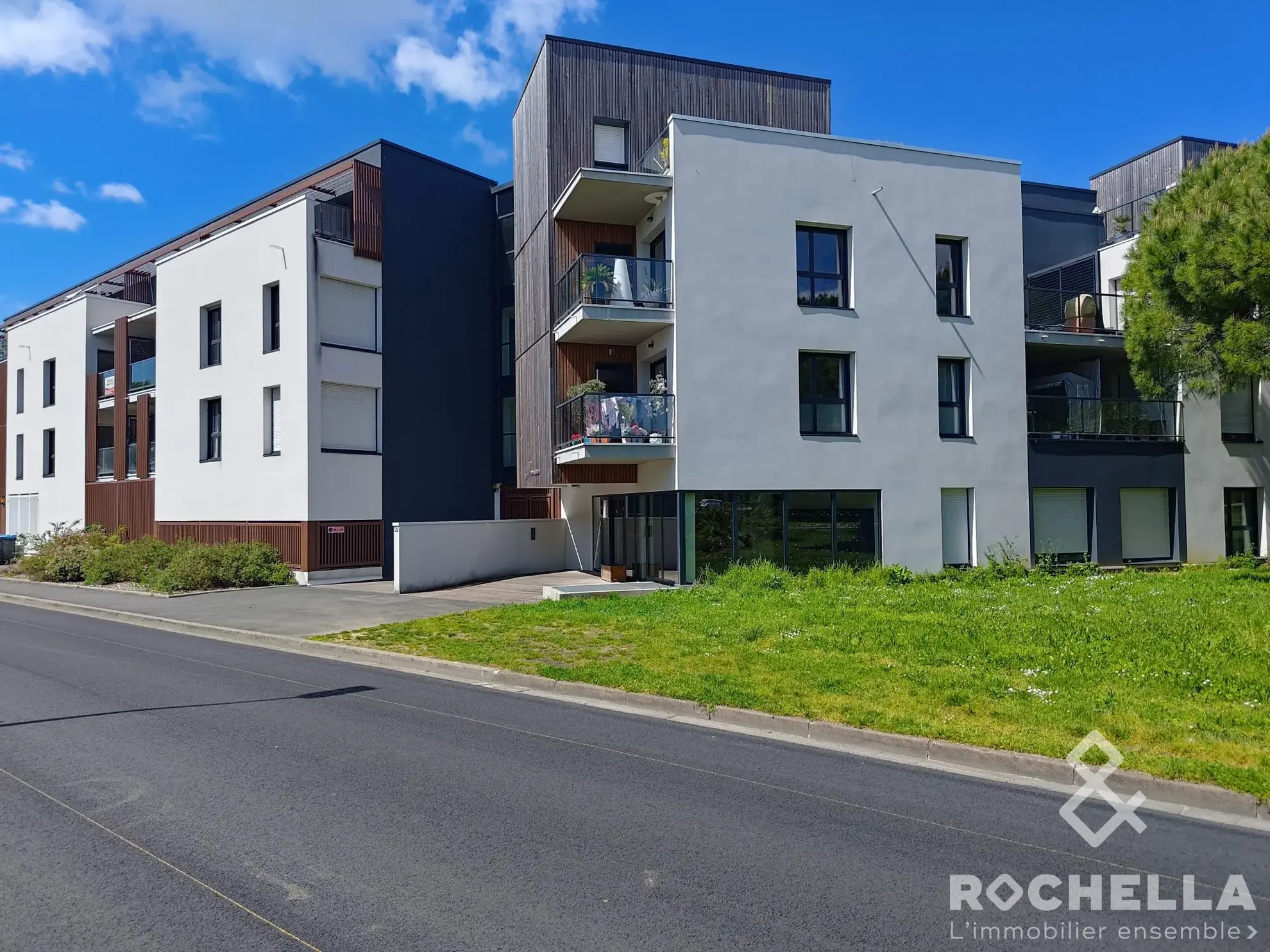 Appartement T2 avec terrasse à La Rochelle, résidence récente et sécurisée 