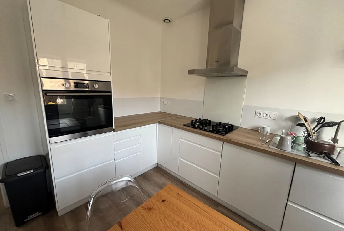 Belle maison rénovée de 102,80 m² avec garage et terrain à Unieux 