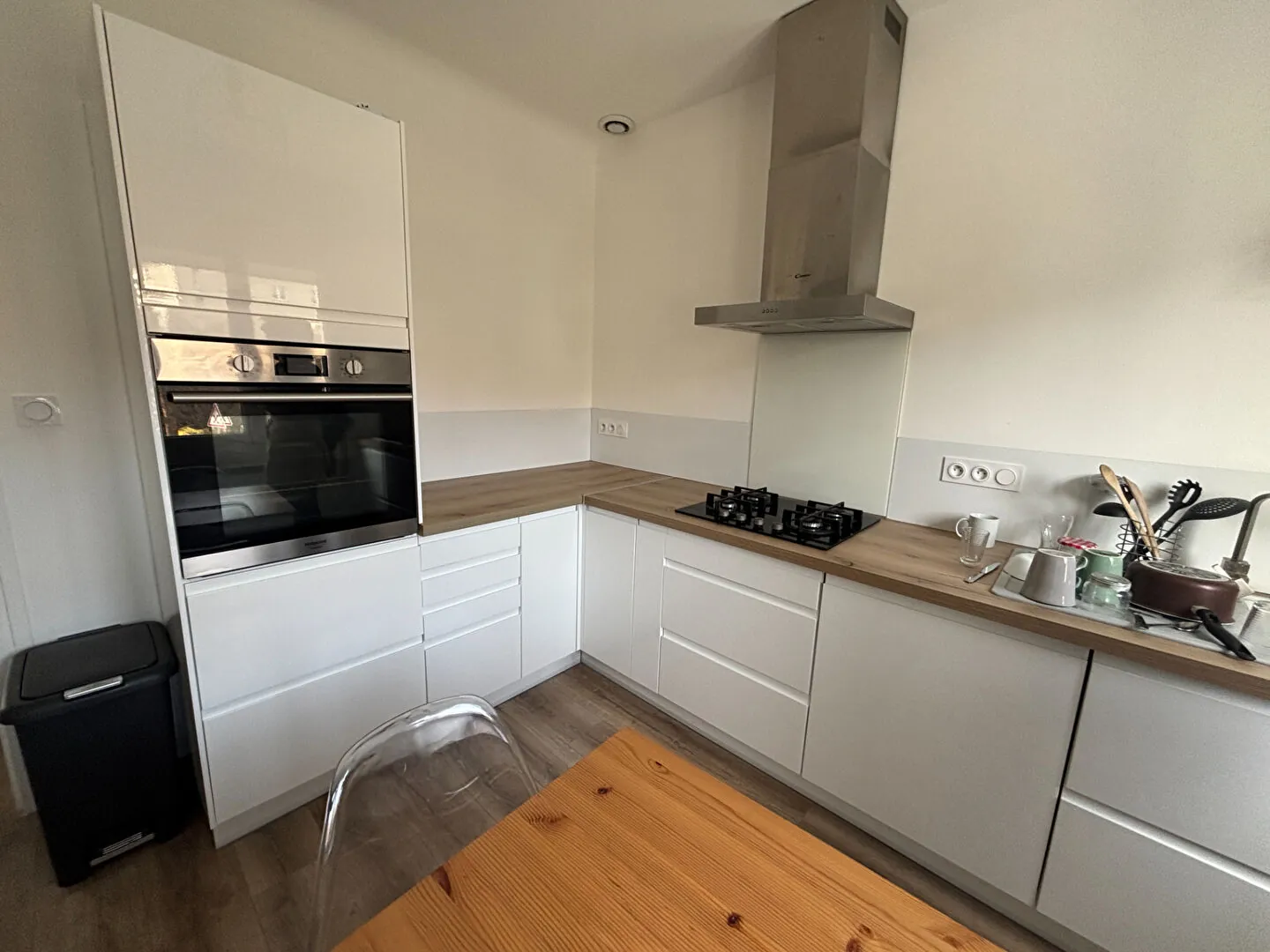 Belle maison rénovée de 102,80 m² avec garage et terrain à Unieux 