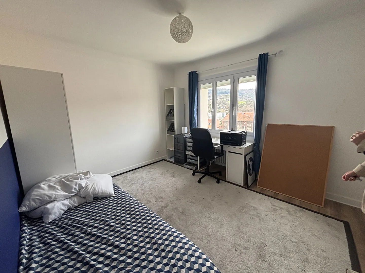 Belle maison rénovée de 102,80 m² avec garage et terrain à Unieux 