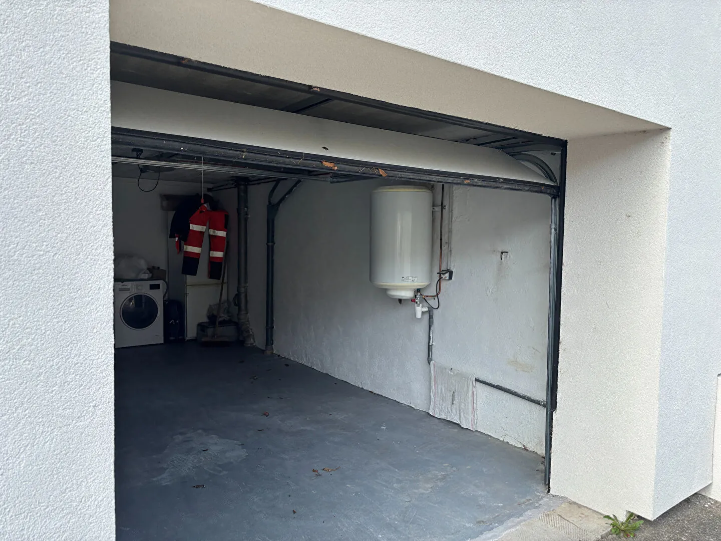 Belle maison rénovée de 102,80 m² avec garage et terrain à Unieux 
