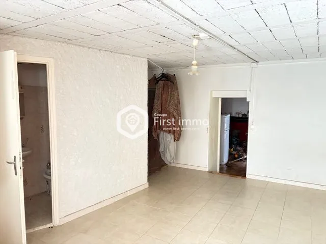 Maison de village à rénovée à Estagel avec charme historique et grand potentiel 