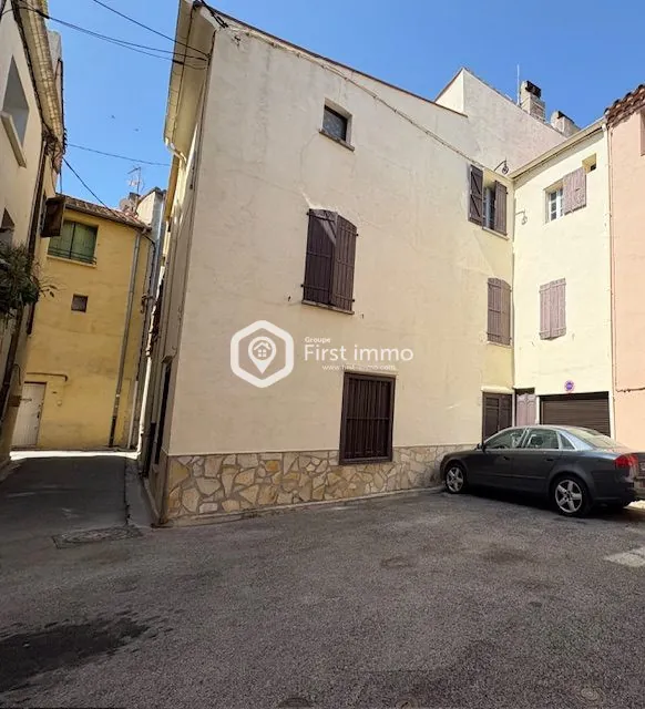 Maison de village à rénovée à Estagel avec charme historique et grand potentiel 