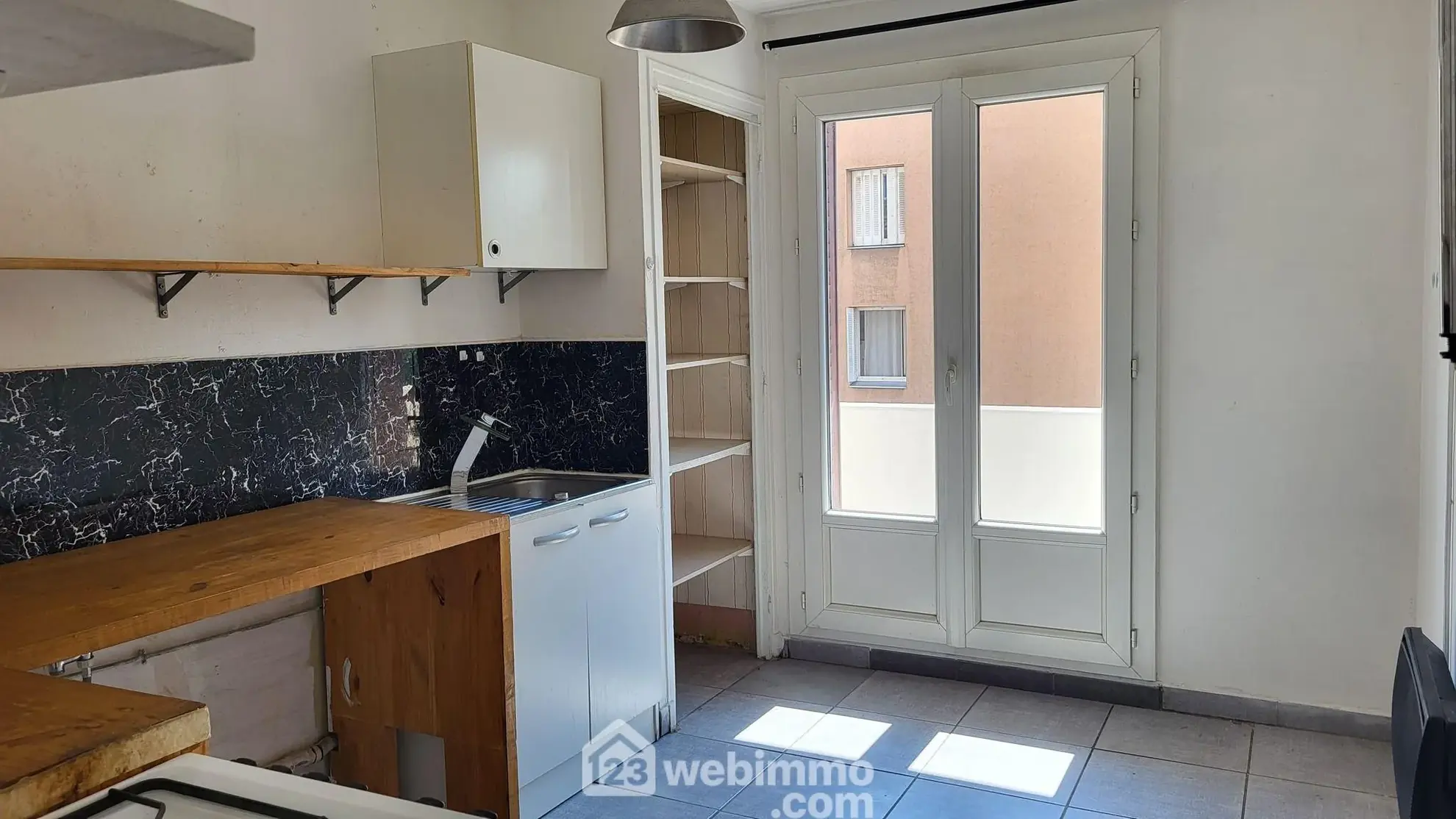 Achat appartement lumineux de 55 m² avec 2 balcons à Grenoble 