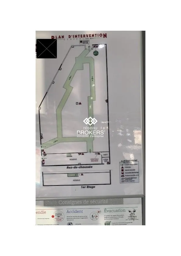 Fonds de commerce à vendre au Pontet - Local de 780 m² avec vitrine et excellente visibilité 