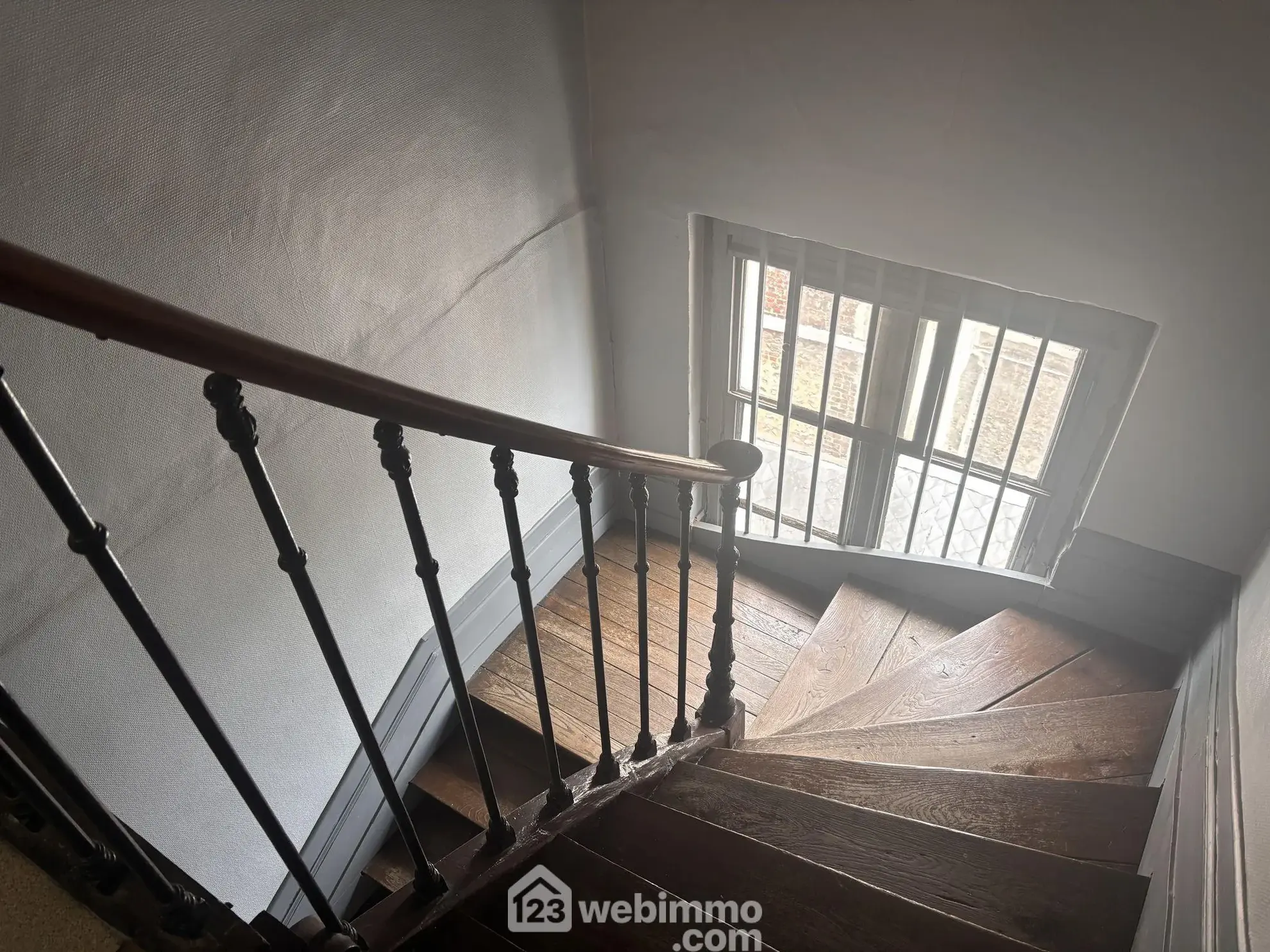 Lot de 2 studios meublés à vendre à Rouen Rive Droite, proximité gare 
