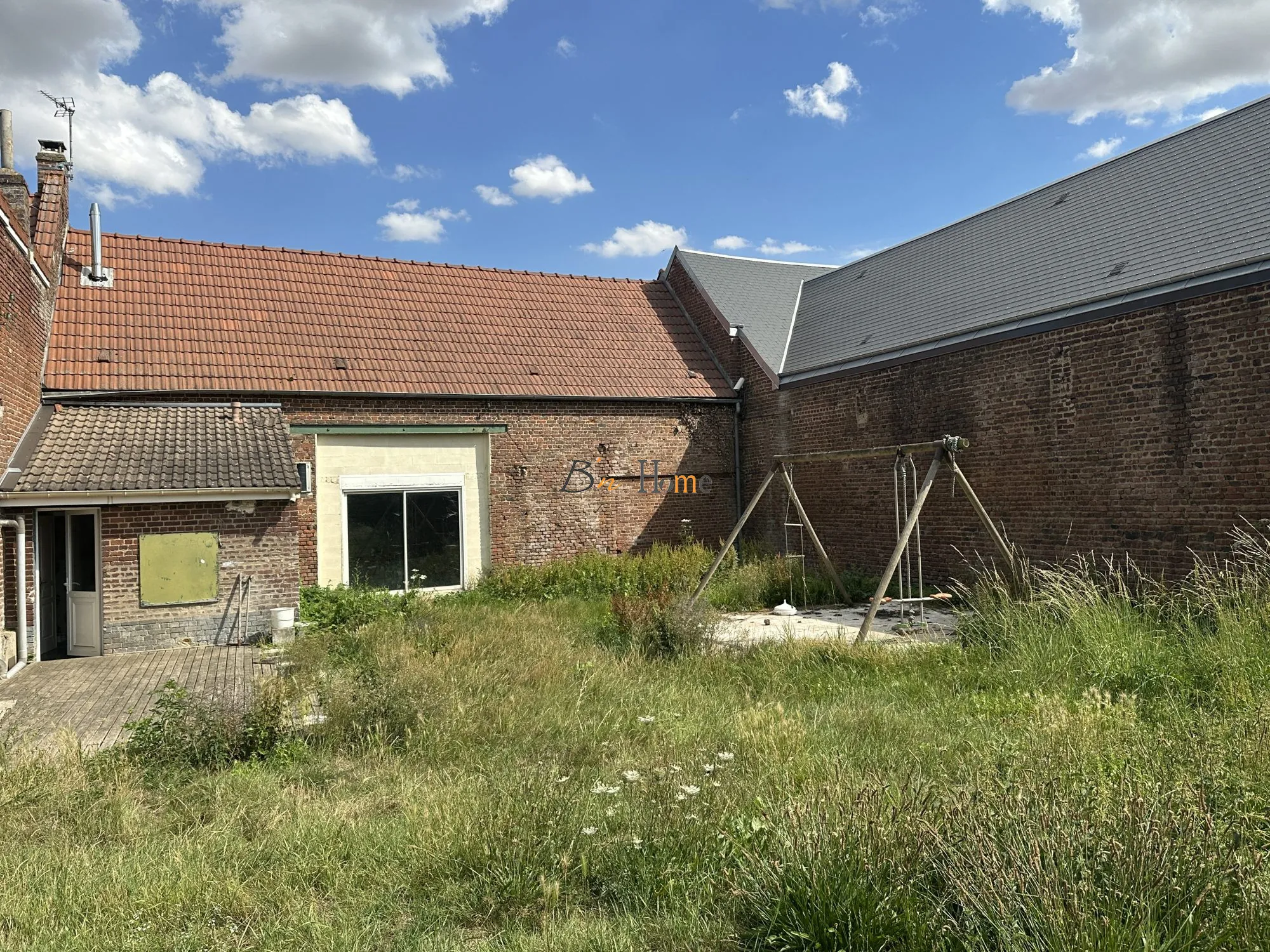 Maison de campagne avec grange et dépendances à Vis-en-Artois 