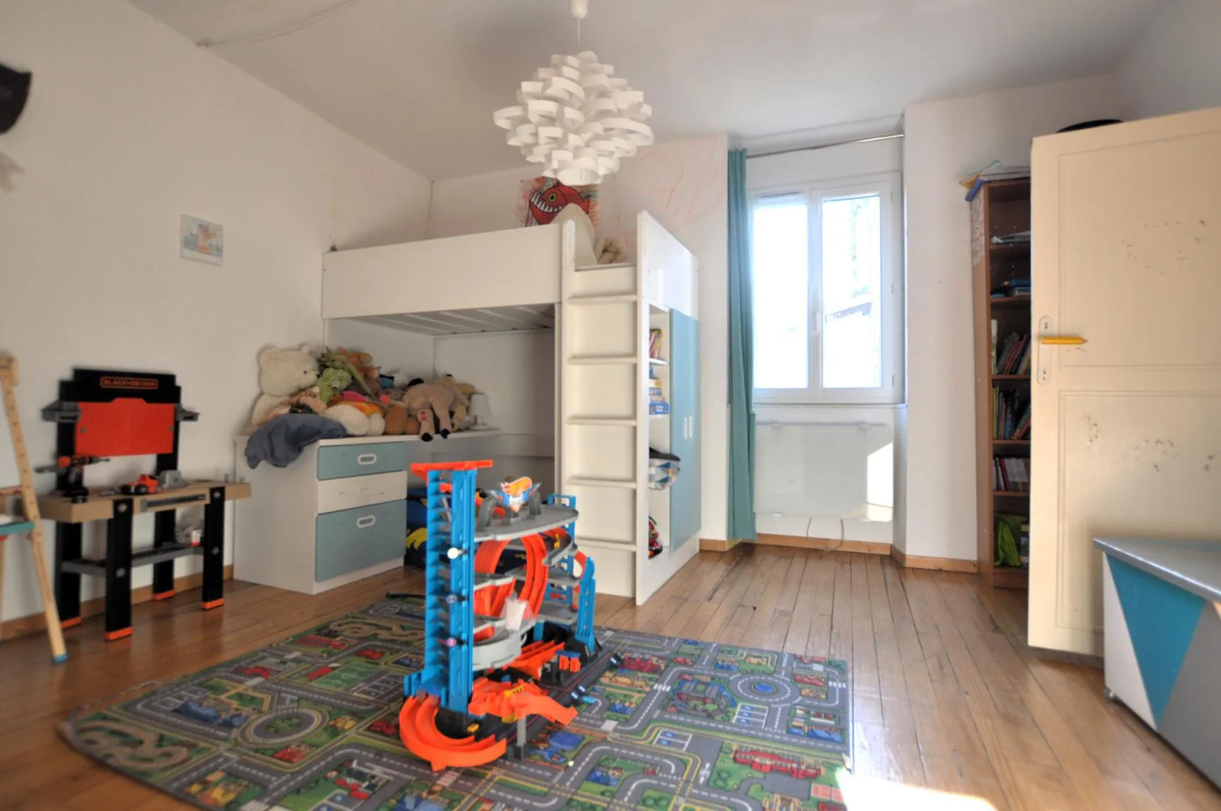 Maison à vendre à Lestiac-sur-Garonne avec 4 chambres, terrasse et garage 