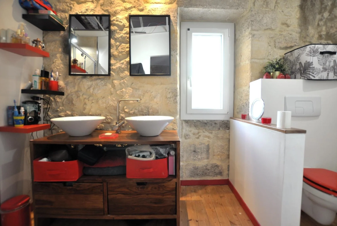 Maison à vendre à Lestiac-sur-Garonne avec 4 chambres, terrasse et garage 