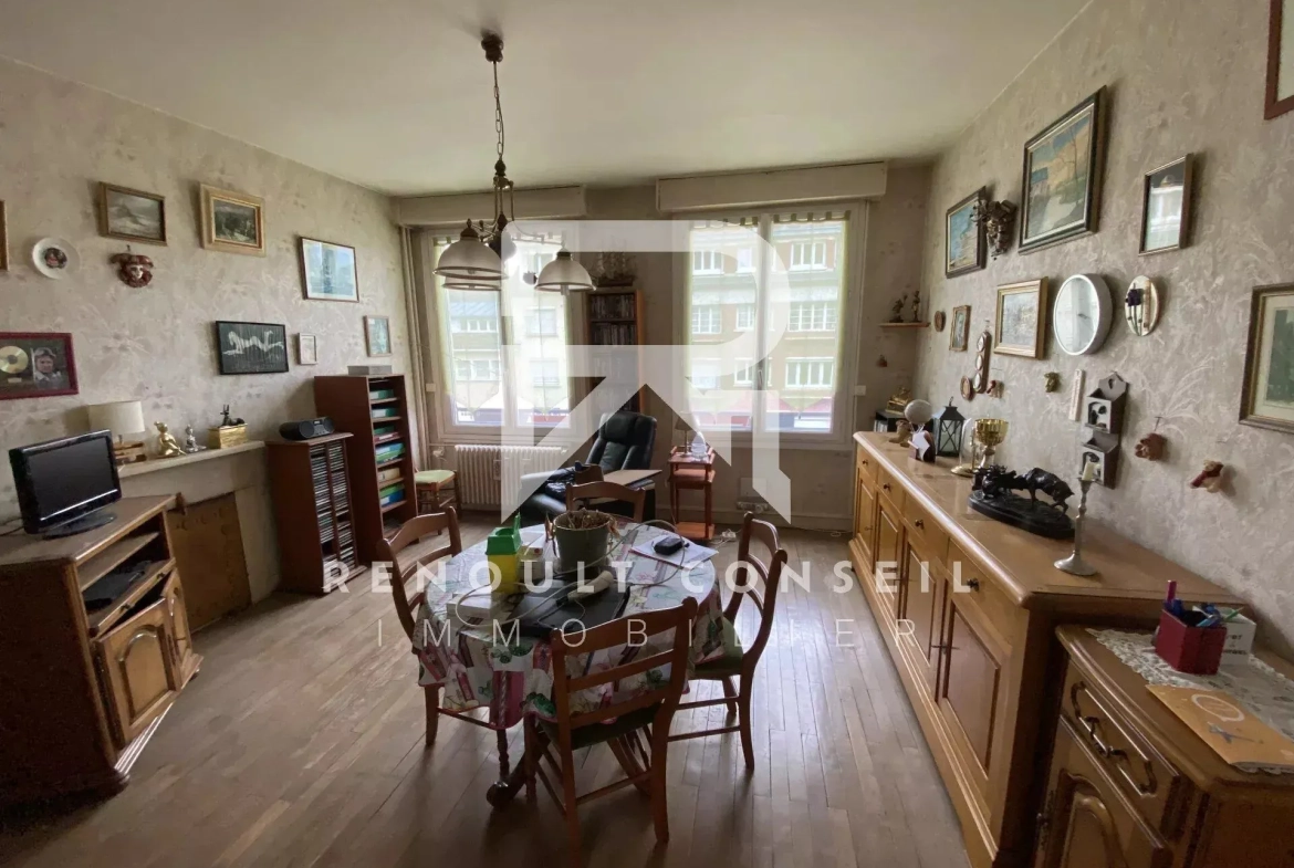 Appartement T3 rénovable de 73 m² à Rouen, proche Place Voltaire 