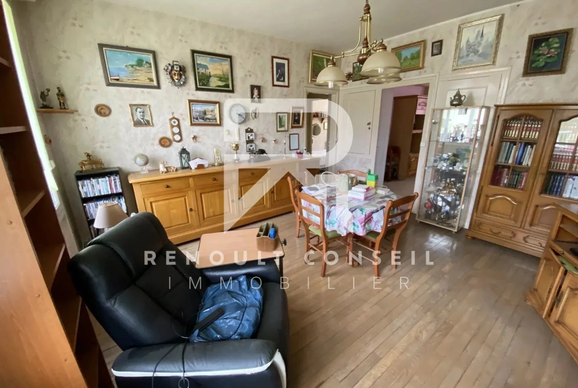 Appartement T3 rénovable de 73 m² à Rouen, proche Place Voltaire 