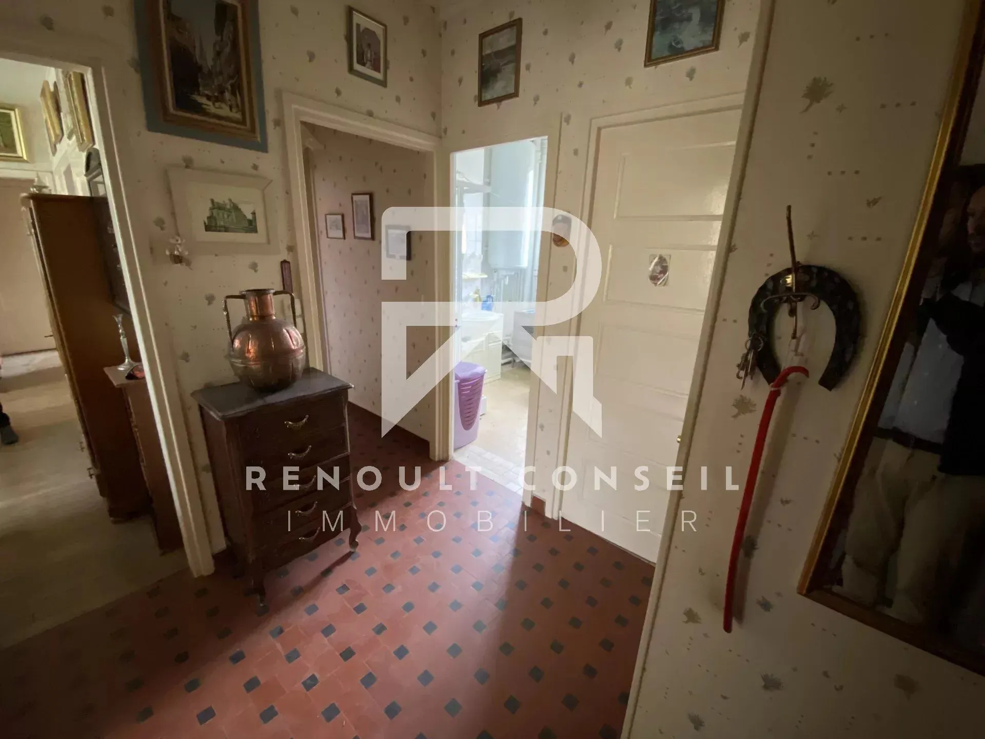 Appartement T3 rénovable de 73 m² à Rouen, proche Place Voltaire 