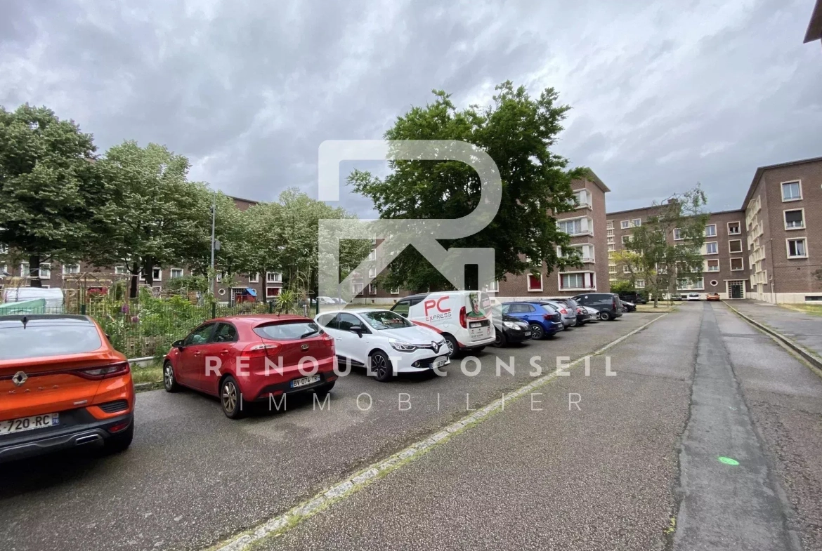 Appartement T3 rénovable de 73 m² à Rouen, proche Place Voltaire 