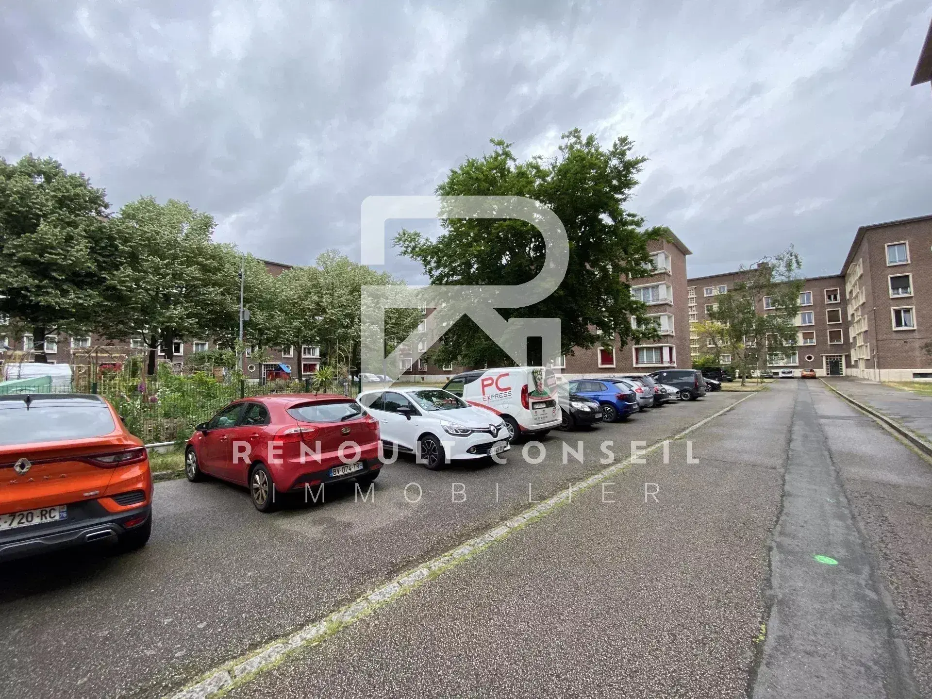 Appartement T3 rénovable de 73 m² à Rouen, proche Place Voltaire 