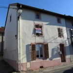 Maison à rénover à Bruyères proche du centre-ville - Bon rapport qualité/prix