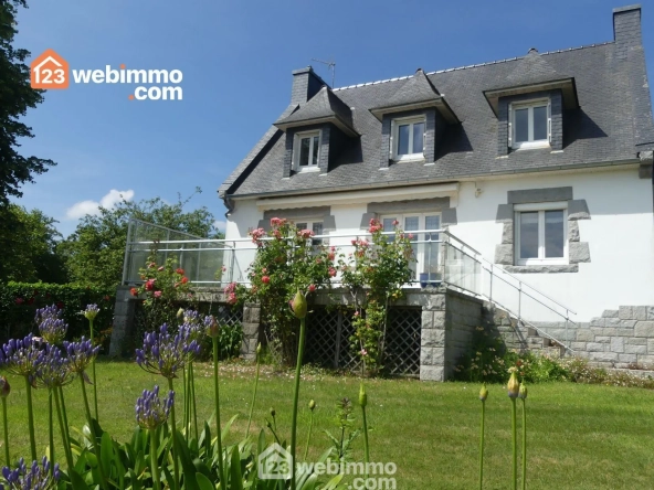 Charmante maison avec vue sur la vallée du Léguer à Lannion