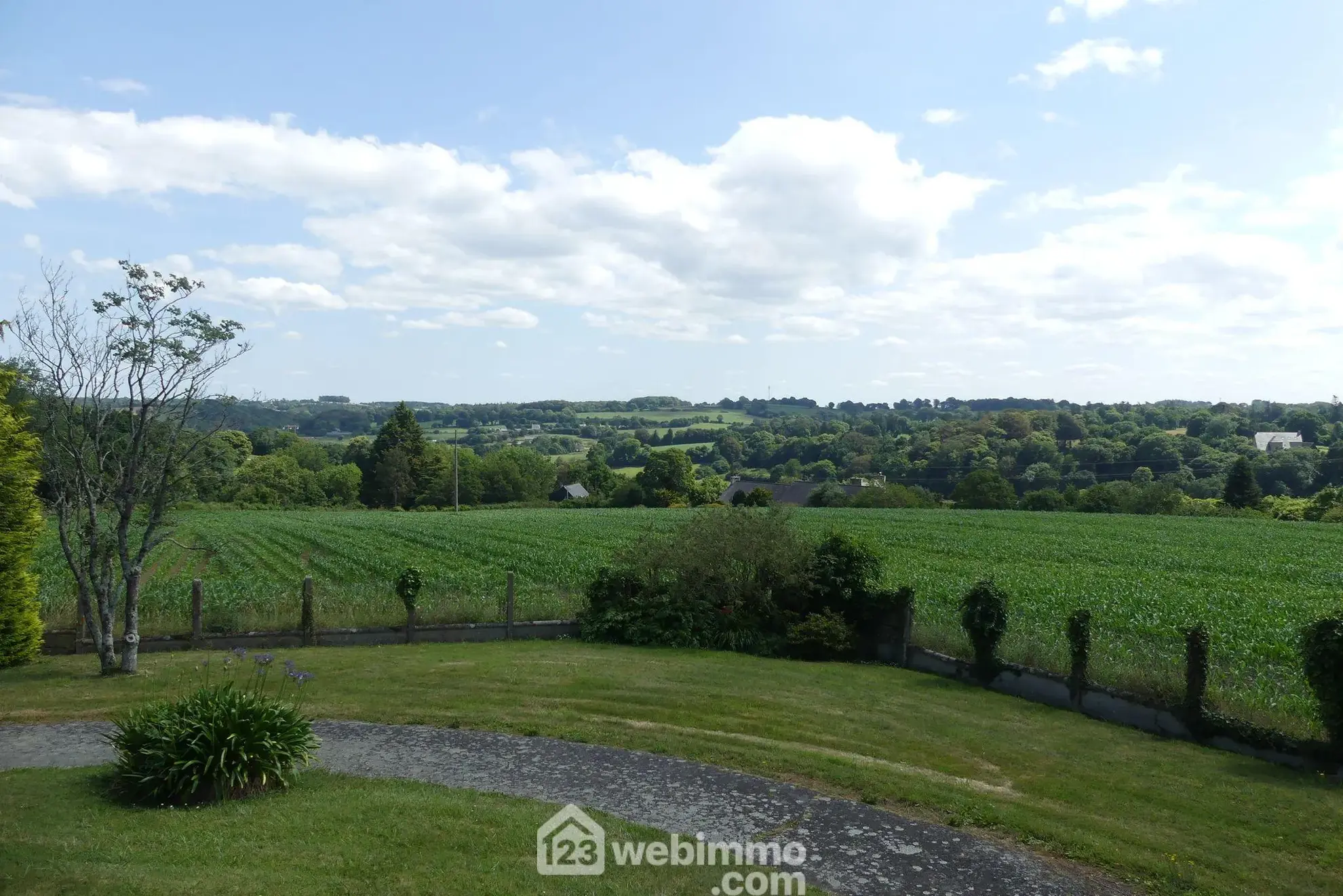 Charmante maison avec vue sur la vallée du Léguer à Lannion 