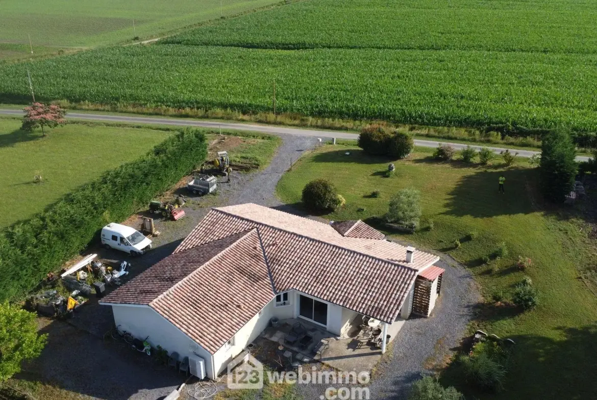 Maison de plain-pied avec vue Pyrénées à Sault-de-Navailles — 118m² 