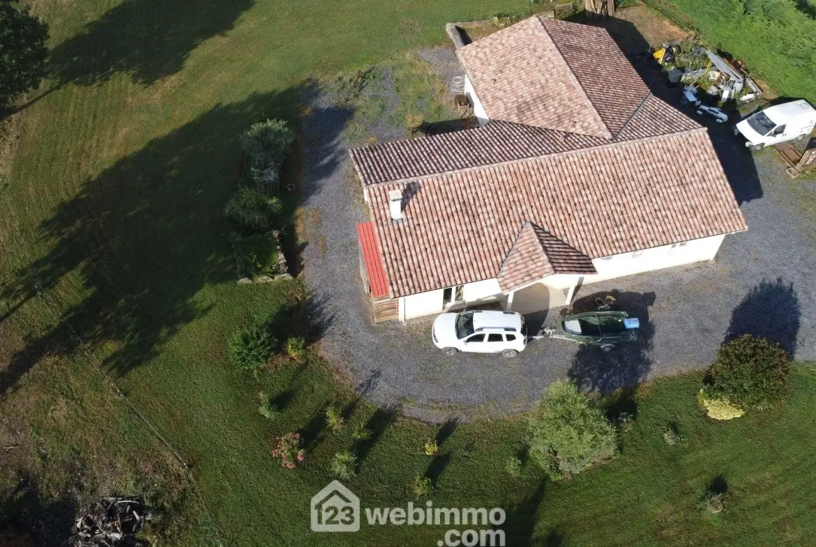 Maison de plain-pied avec vue Pyrénées à Sault-de-Navailles — 118m² 