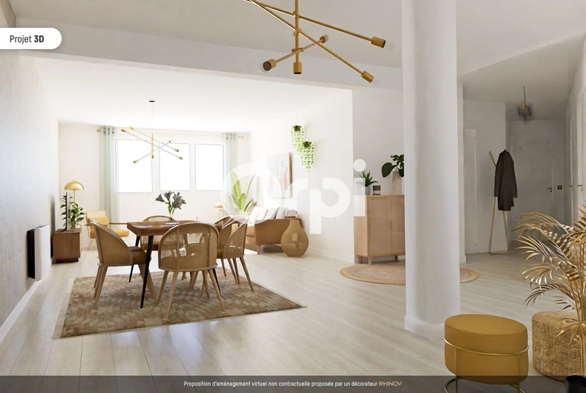 Spacieux appartement 5 pièces à vendre à Pau Centre-ville avec parking et cave 