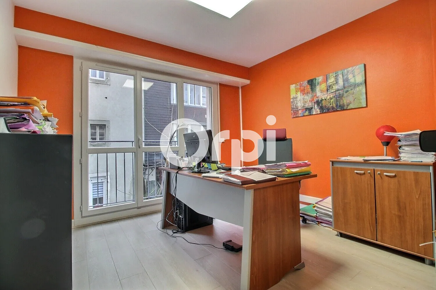 Spacieux appartement 5 pièces à vendre à Pau Centre-ville avec parking et cave 