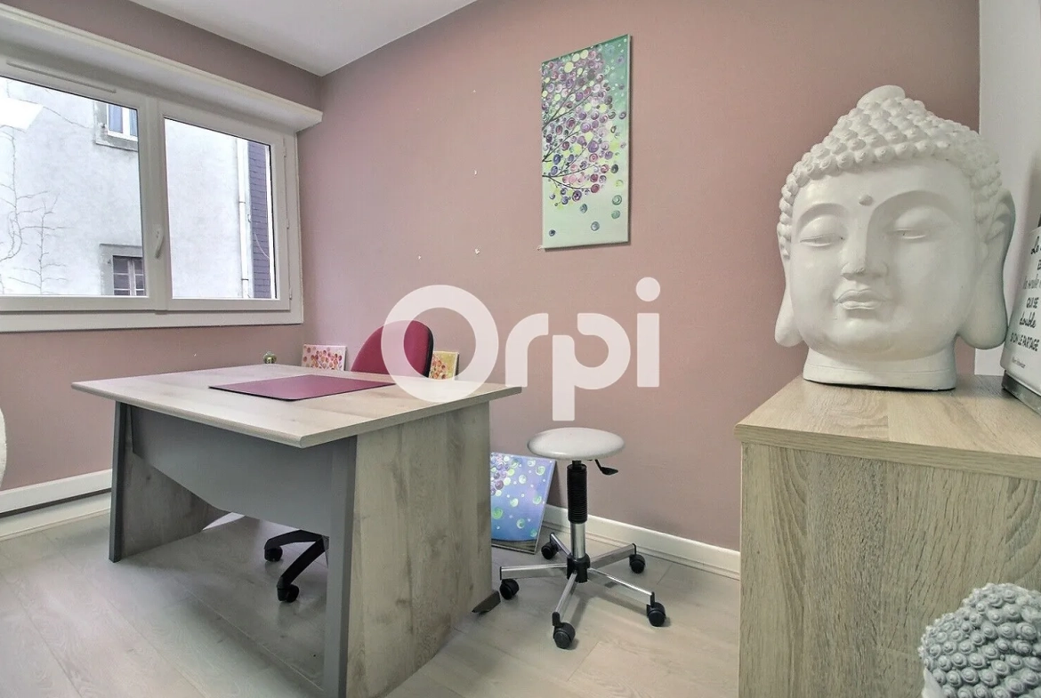 Spacieux appartement 5 pièces à vendre à Pau Centre-ville avec parking et cave 