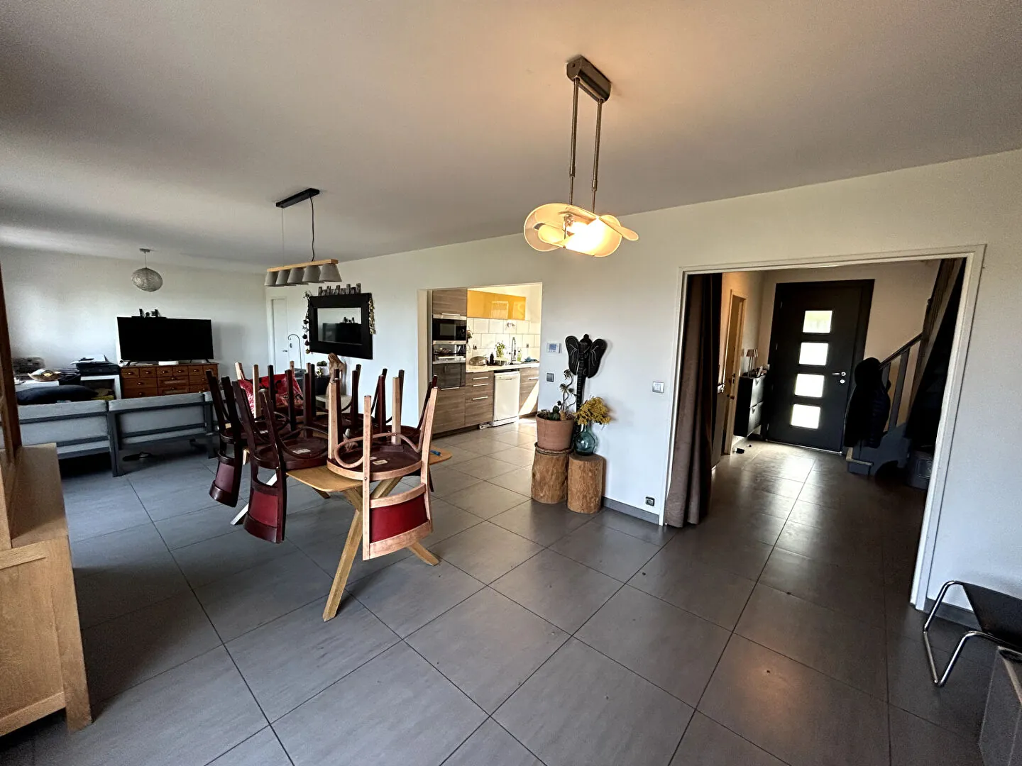 Maison mitoyenne de 147 m² avec terrain à Saint Genest Lerpt 