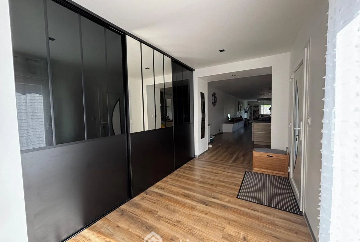 Grande maison familiale rénovée à Vacherauville avec jardin et grange 